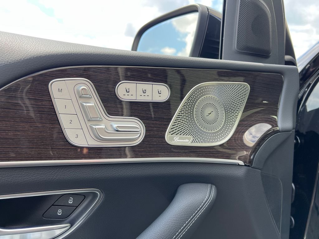 New 2026 Black Mercedes-Benz GLS 450 image 12