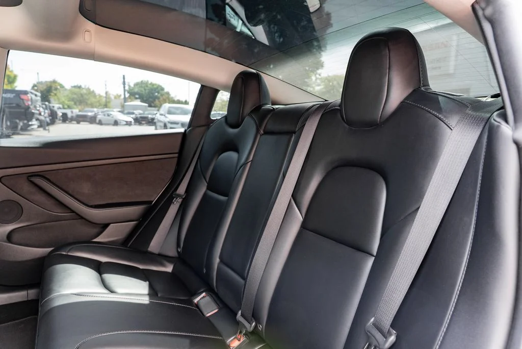 Used 2022 White Tesla Long Range image 18