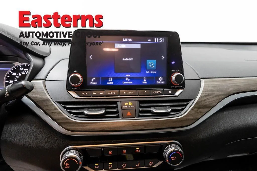 Used 2025 Gray Nissan 2.5 SV image 14