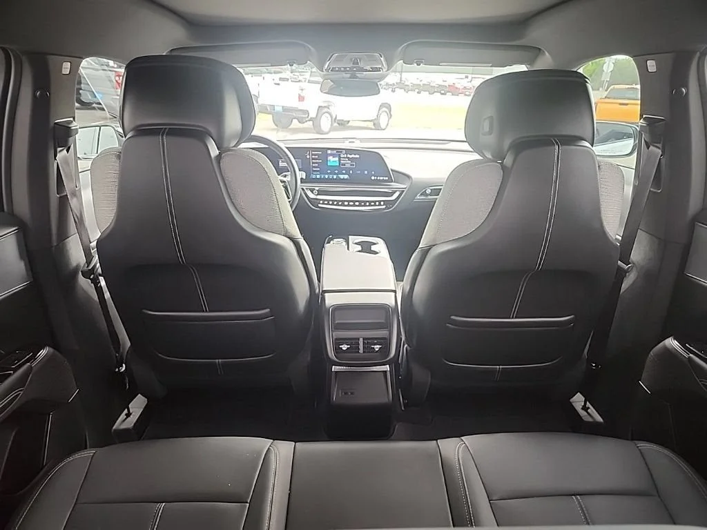 Used 2024 White Cadillac Tech image 12