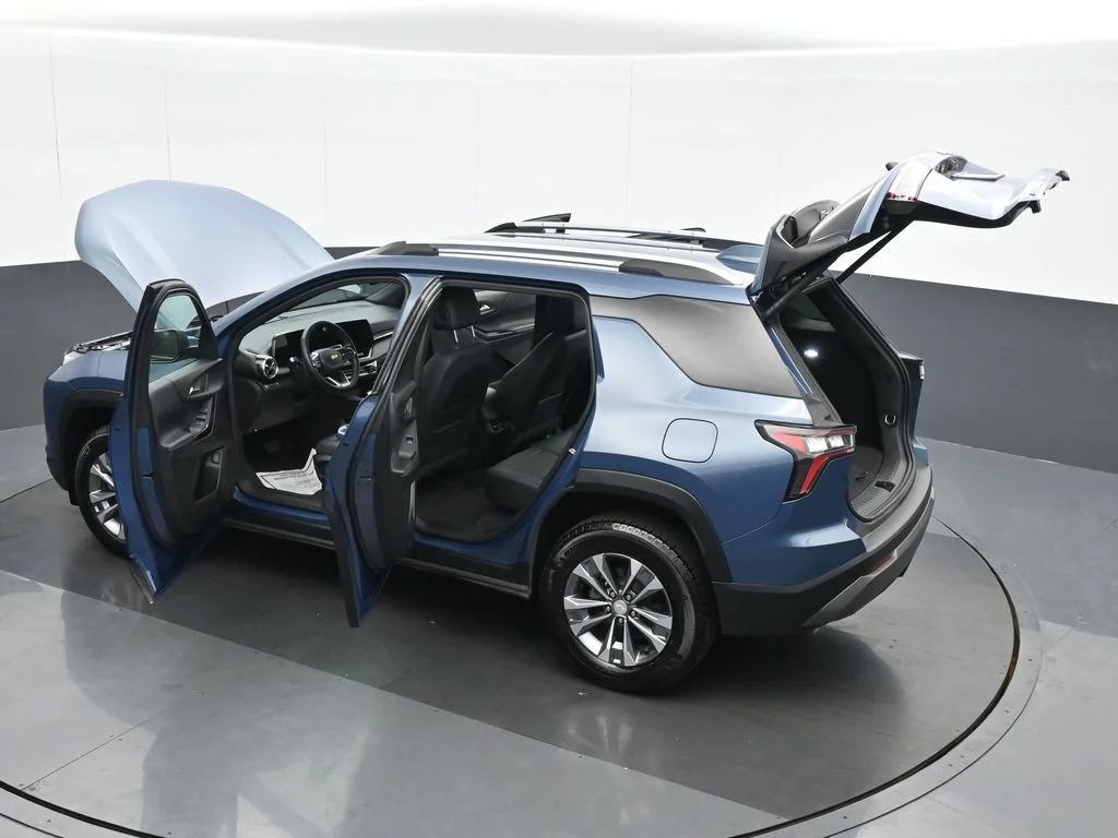 Used 2025 Blue Chevrolet LT image 38