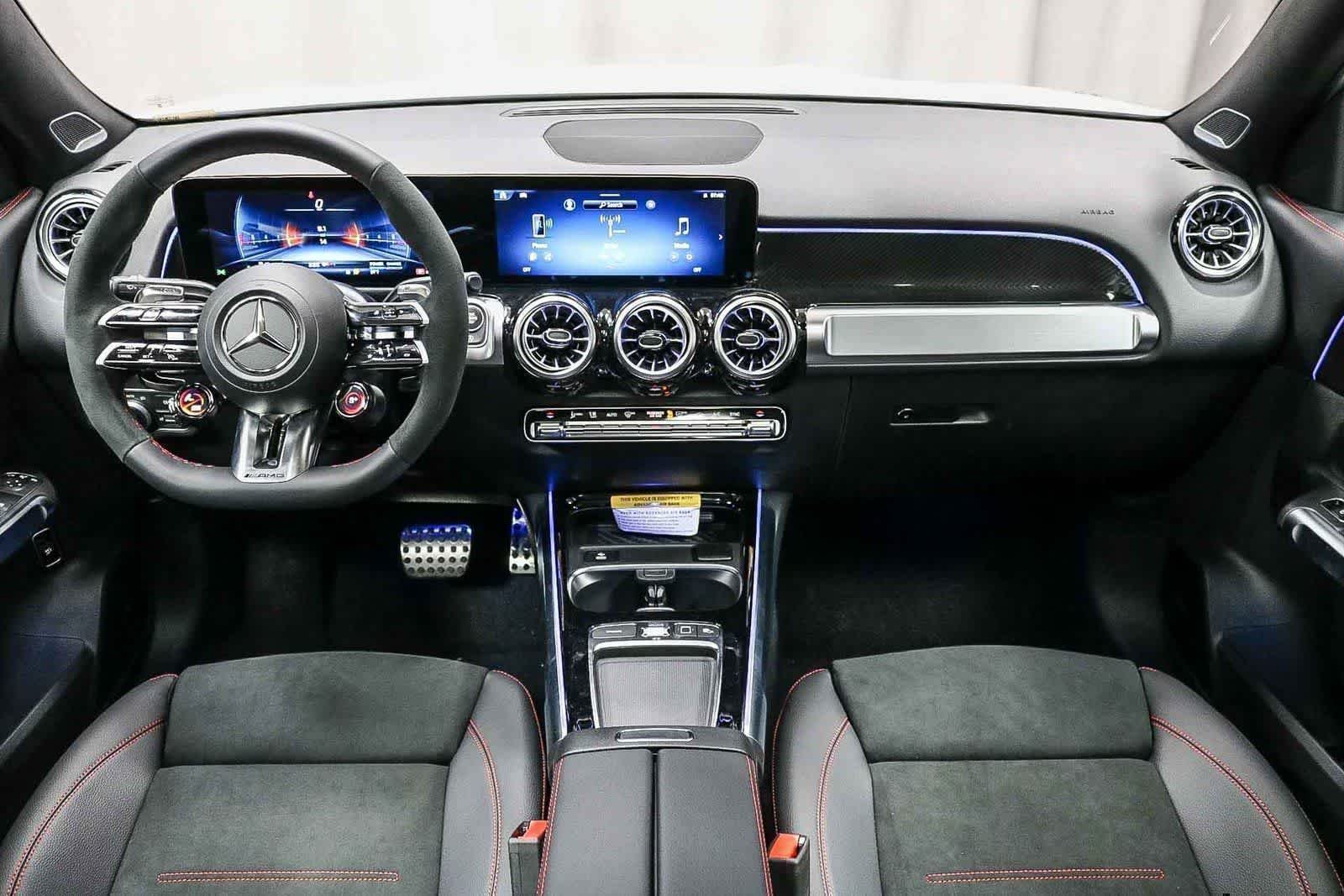 2026 Mercedes-Benz GLB AMG GLB 35 - Photo 13
