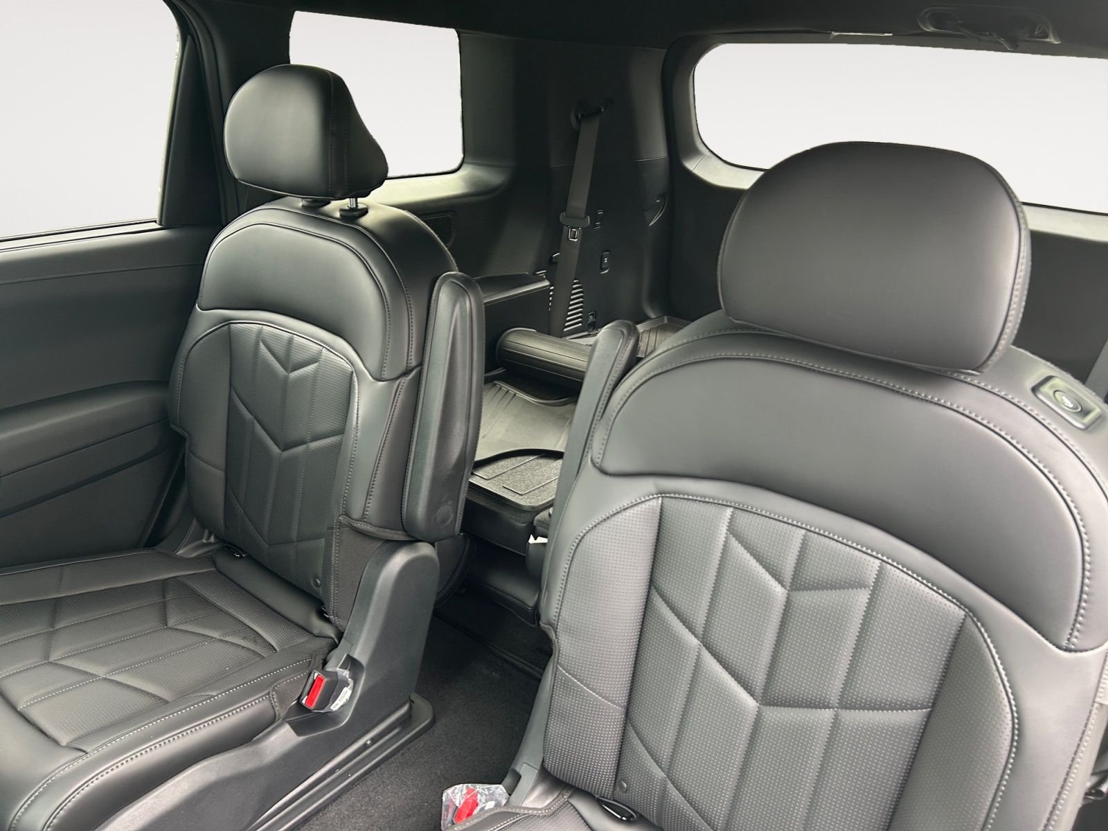 New 2027 Black Jade Green Kia X-Line EX image 13
