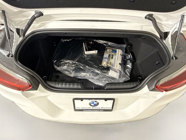 New 2026 Alpine White BMW sDrive30i image 25