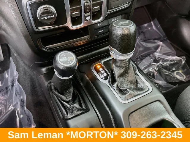 Used 2022 White Jeep Unlimited High Tide image 17
