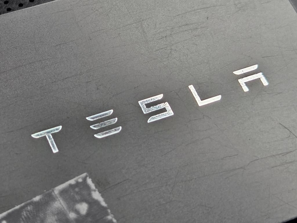 Used 2023 Pearl White Multi-Coat Tesla Standard Range image 34