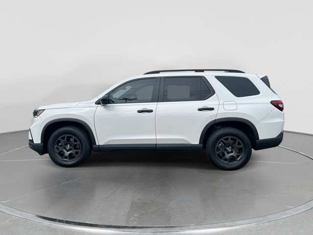 2023 Honda Pilot TrailSport AWD's photo