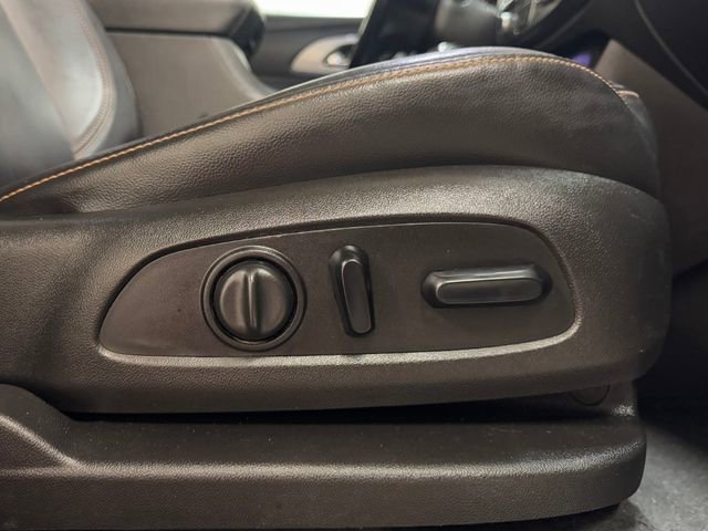 Used 2018 GRAPHITE METALLIC Chevrolet LT Leather image 42