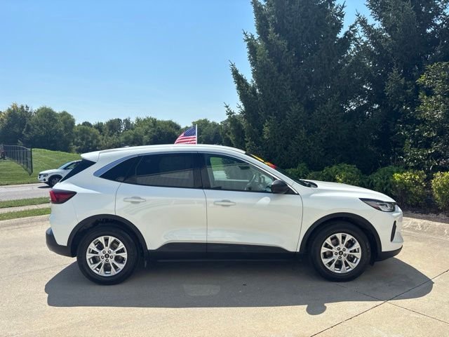 Certified Used 2023 Star White Metallic Tri-Coat Ford Active image 5