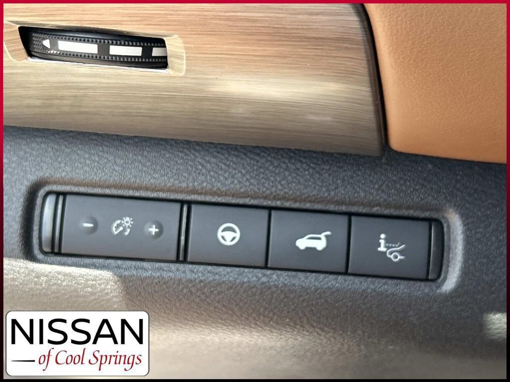 Used 2023 Blue Nissan Platinum image 30