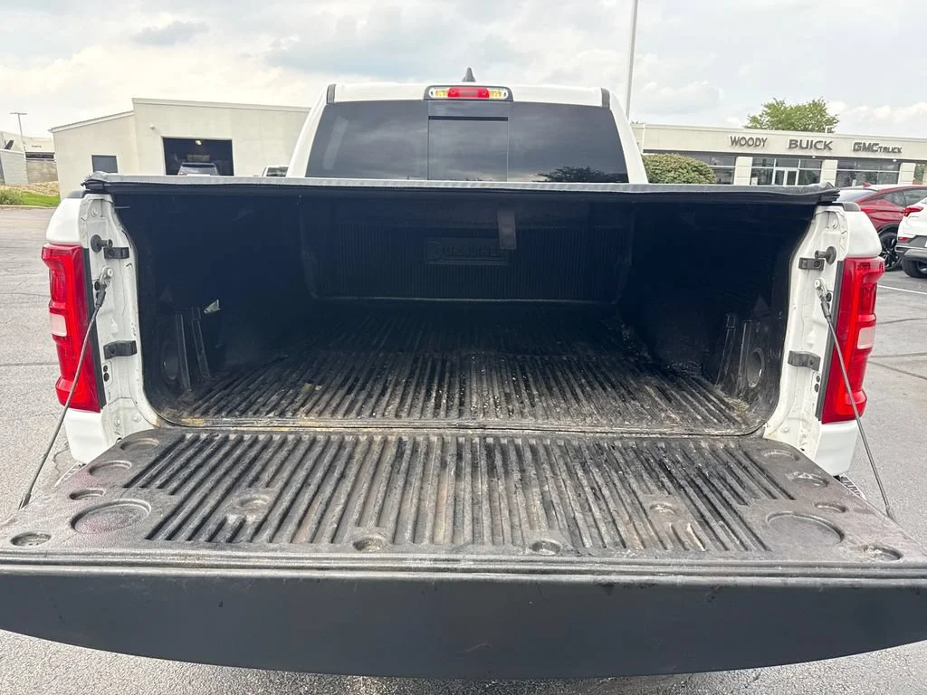 Photo 31