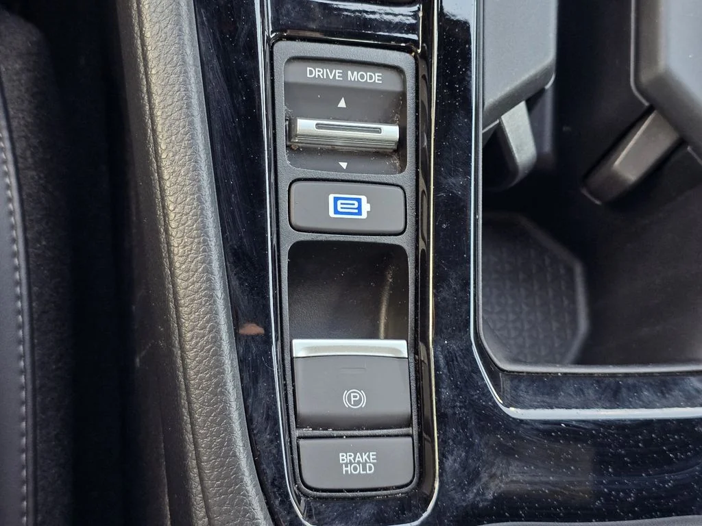 Used 2024  Honda Sport-L image 21