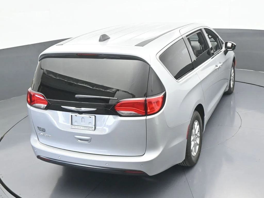 2026 Chrysler Voyager LX - Photo 47