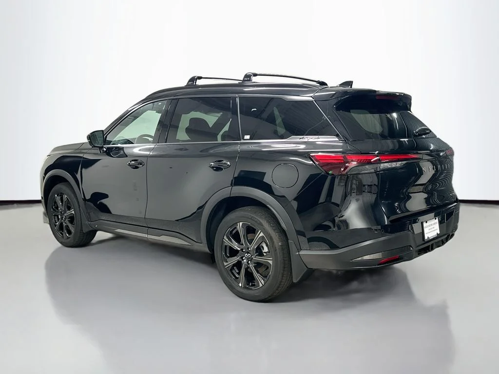 New 2027 MINERAL BLACK INFINITI Autograph image 3