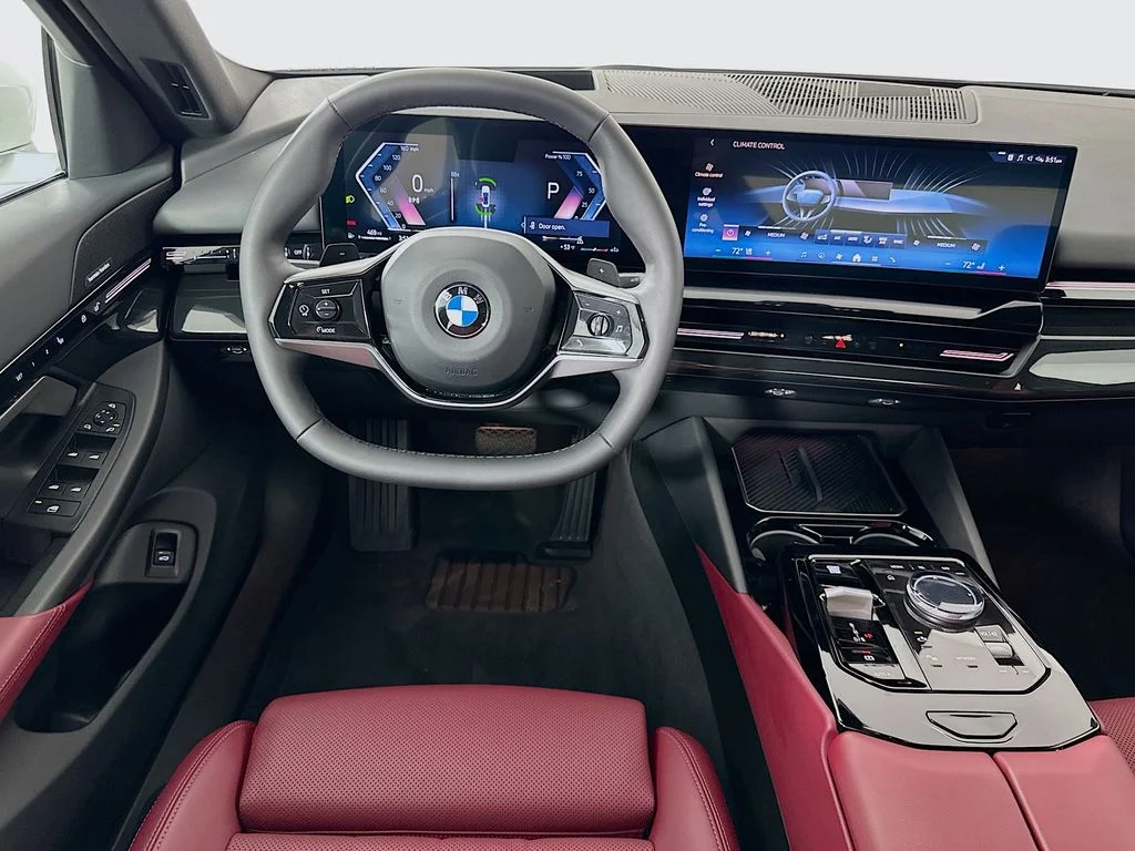 2025 BMW 5 Series 530i - Photo 23