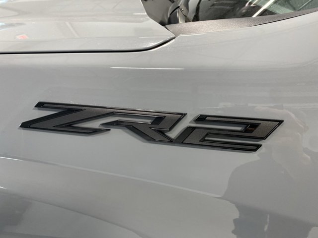 Used 2024 Slate Gray Metallic Chevrolet ZR2 image 31