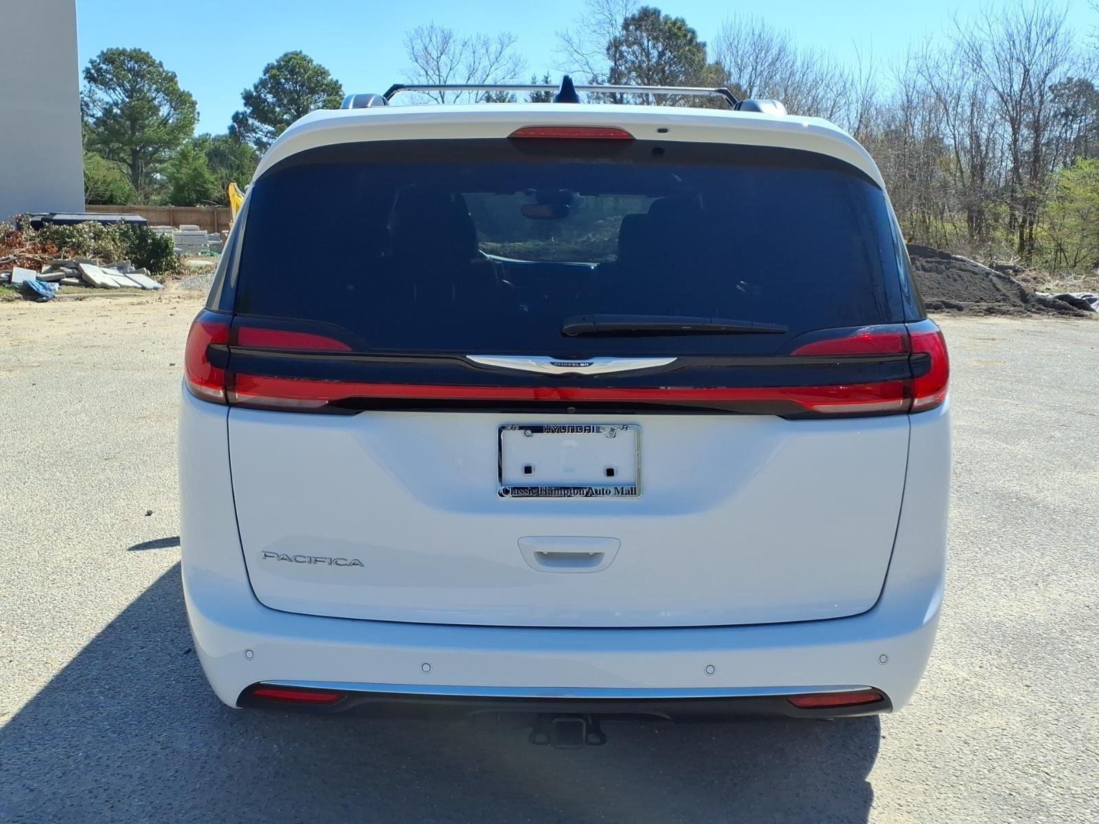 2024 Chrysler Pacifica Pinnacle - Photo 8
