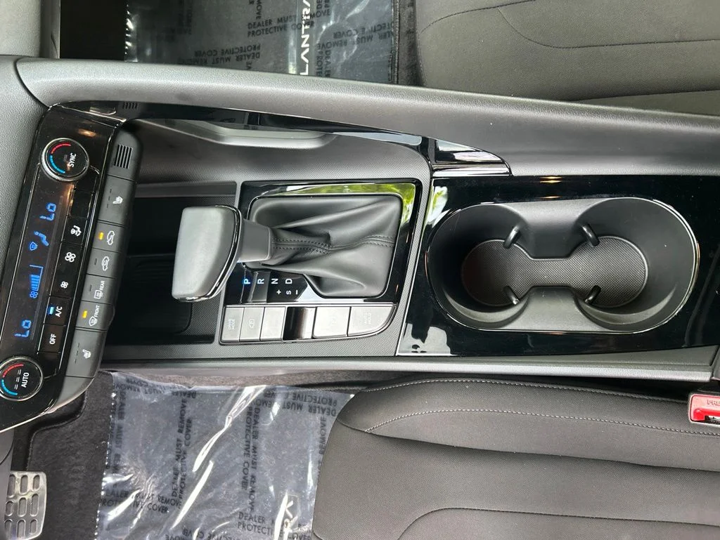 Used 2026 Gray Hyundai SEL Sport image 17
