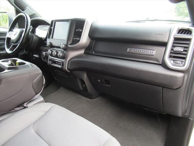 Used 2023 White Ram Big Horn/Lone Star image 11