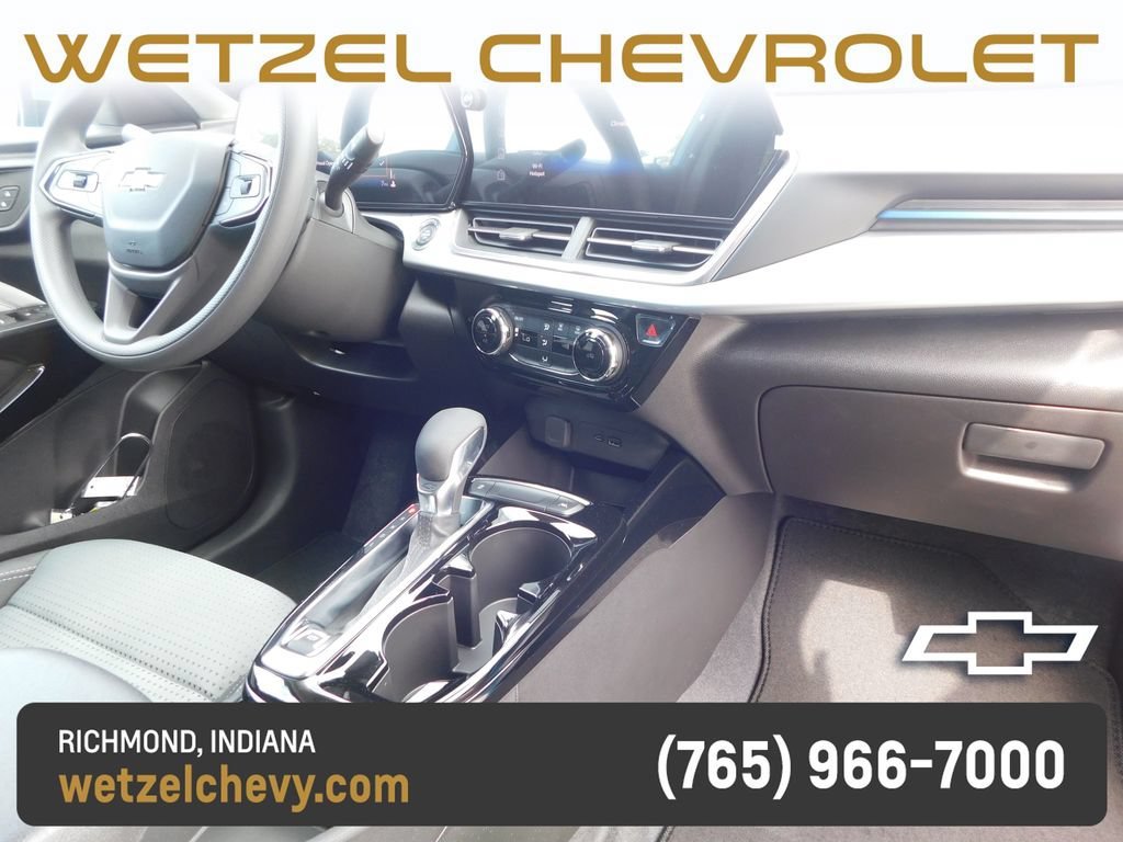 2026 Chevrolet Trax LT - Photo 17
