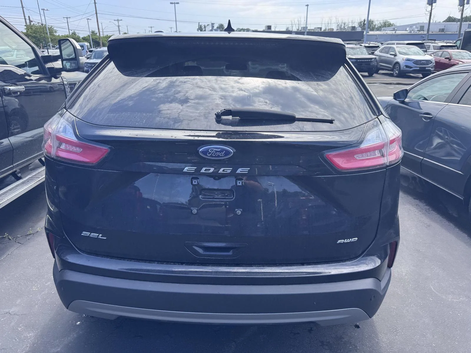 Used 2023 Agate Black Ford SEL image 5