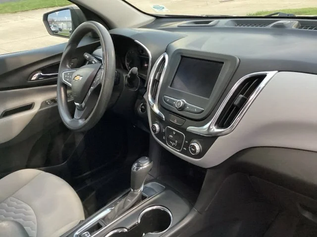 Used 2020 Blue Chevrolet LS image 19