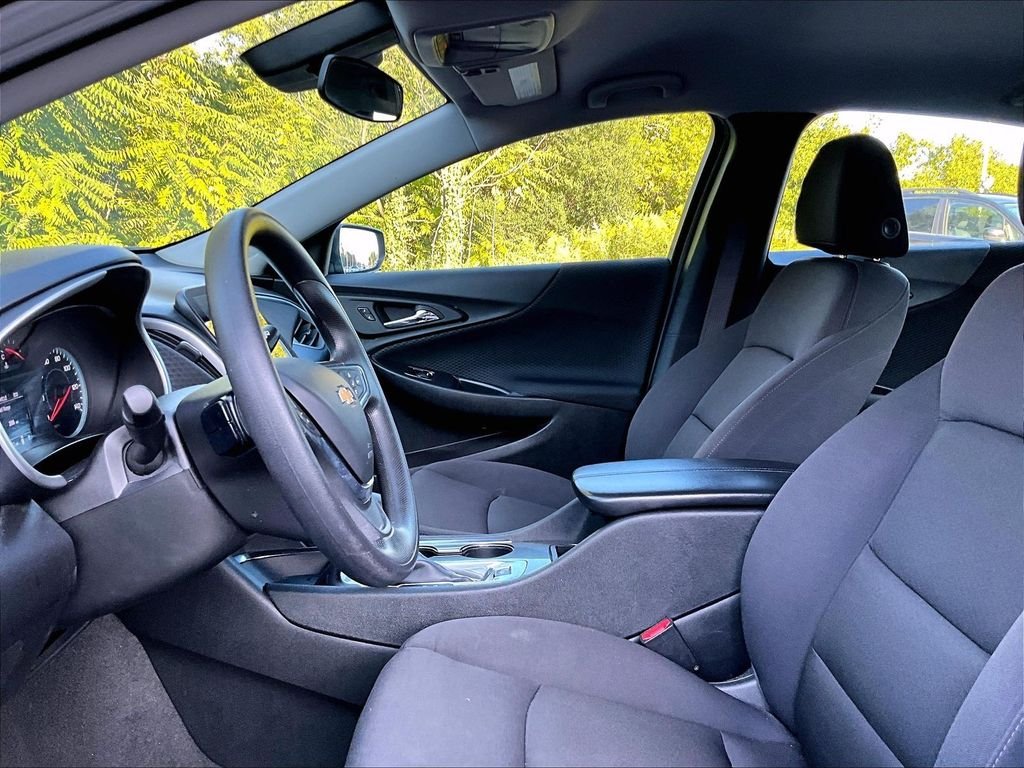 Used 2024 Black Chevrolet LT image 4