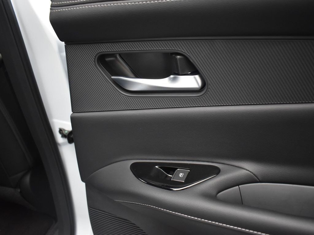 2025 Nissan Murano SL - Photo 20