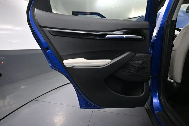 Used 2021 Blue Kia SX image 31