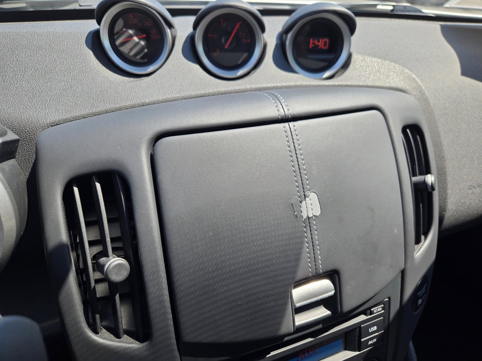 Used 2020 Pearl White Tricoat Nissan  image 21