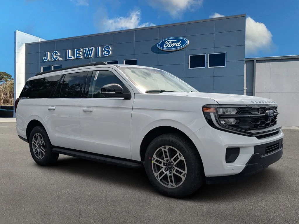 2026 Ford Expedition Active MAX's photo