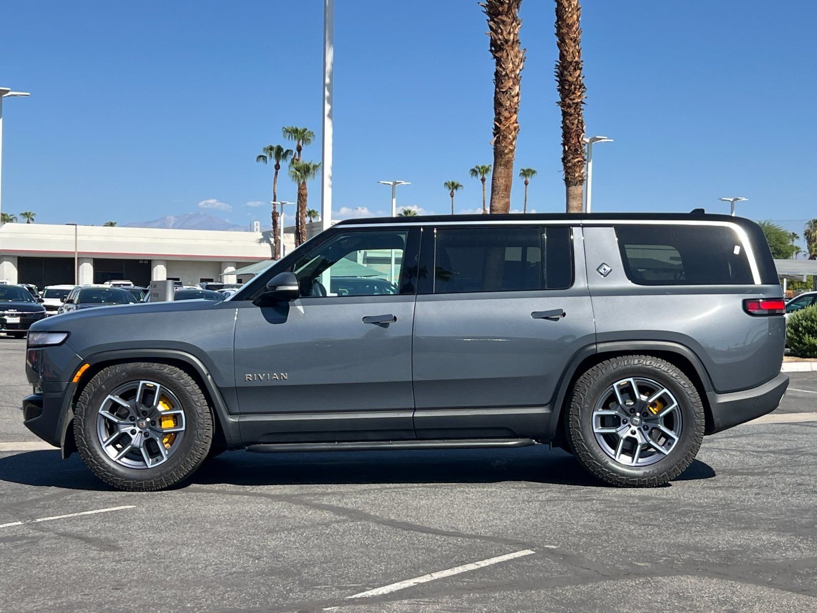 Used 2023  Rivian Adventure image 6