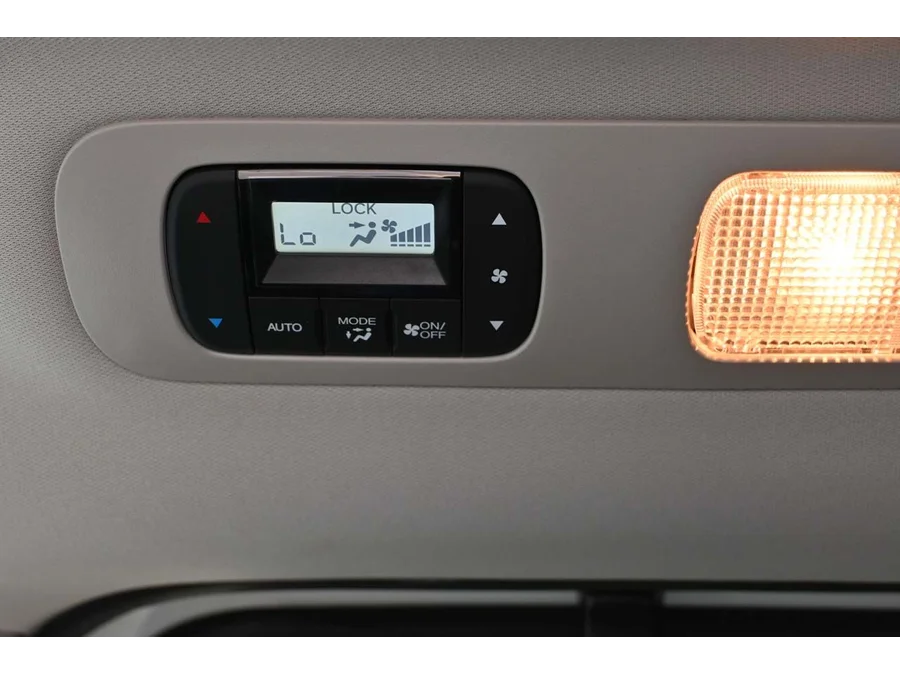 2025 Honda Odyssey EX-L - Photo 29