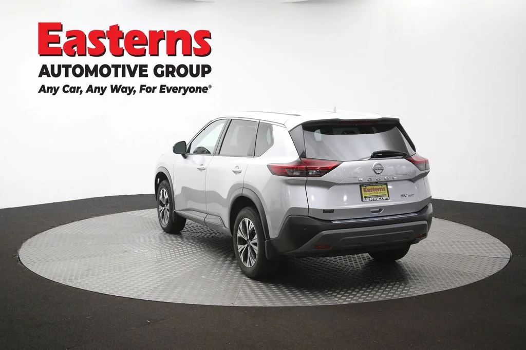 Used 2023 Silver Nissan SV image 96