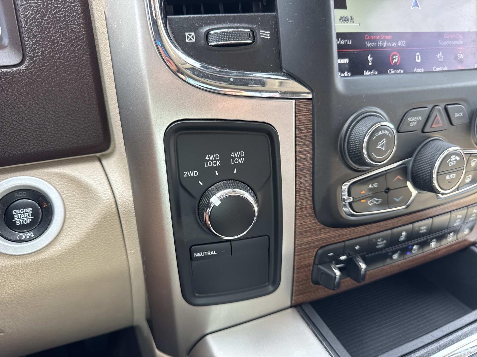 Used 2018 Bright White Clearcoat Ram Laramie image 26
