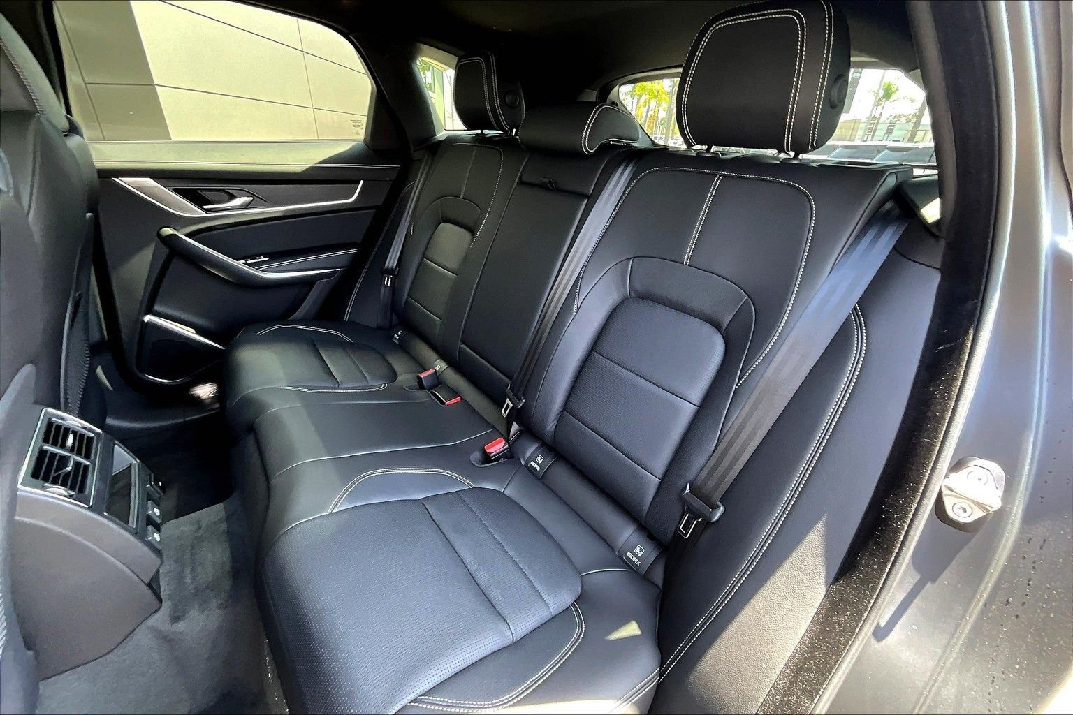 New 2026 Portofino Blue Jaguar P250 R-Dynamic S image 10