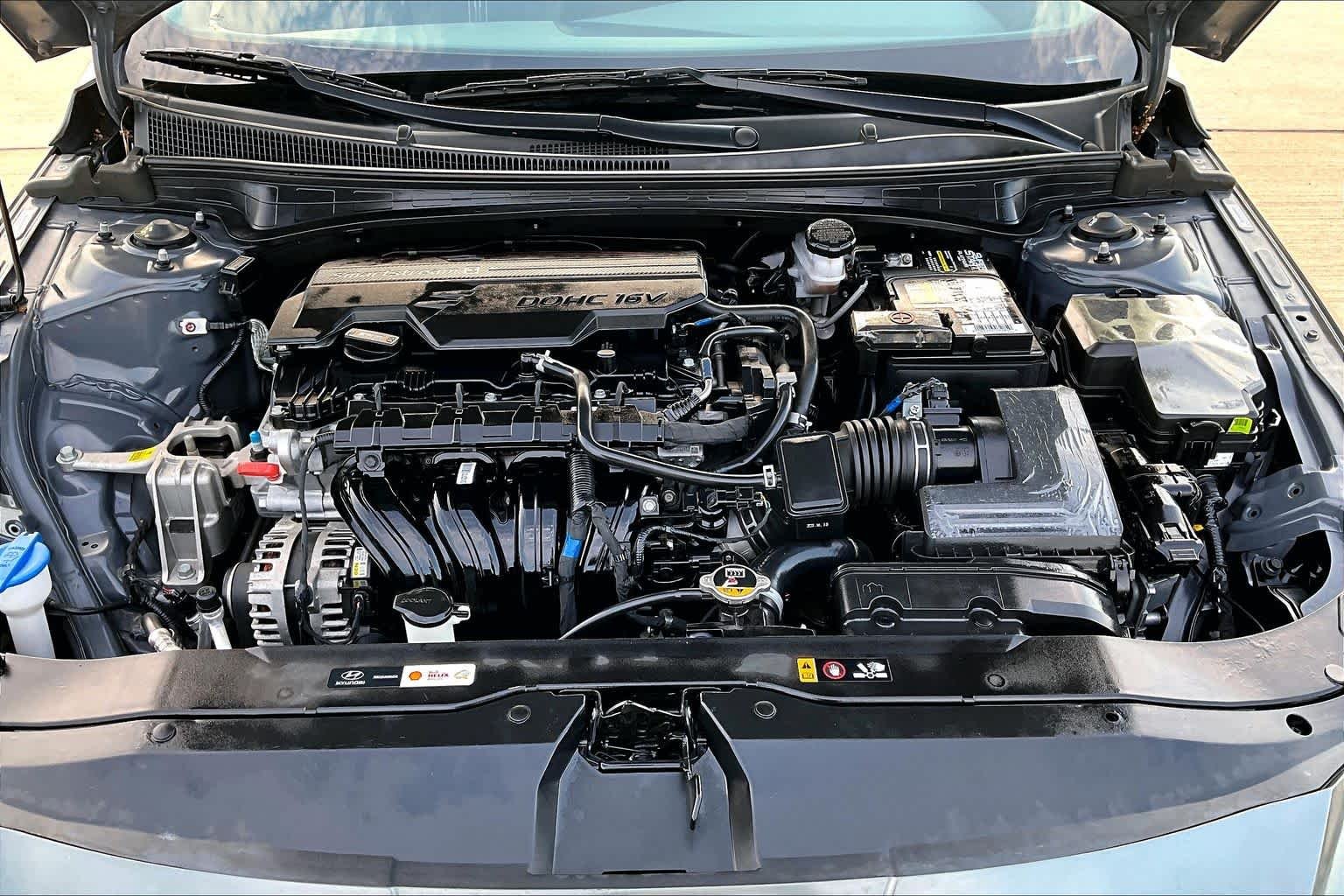 Used 2024 Amazon Gray Hyundai SEL image 32