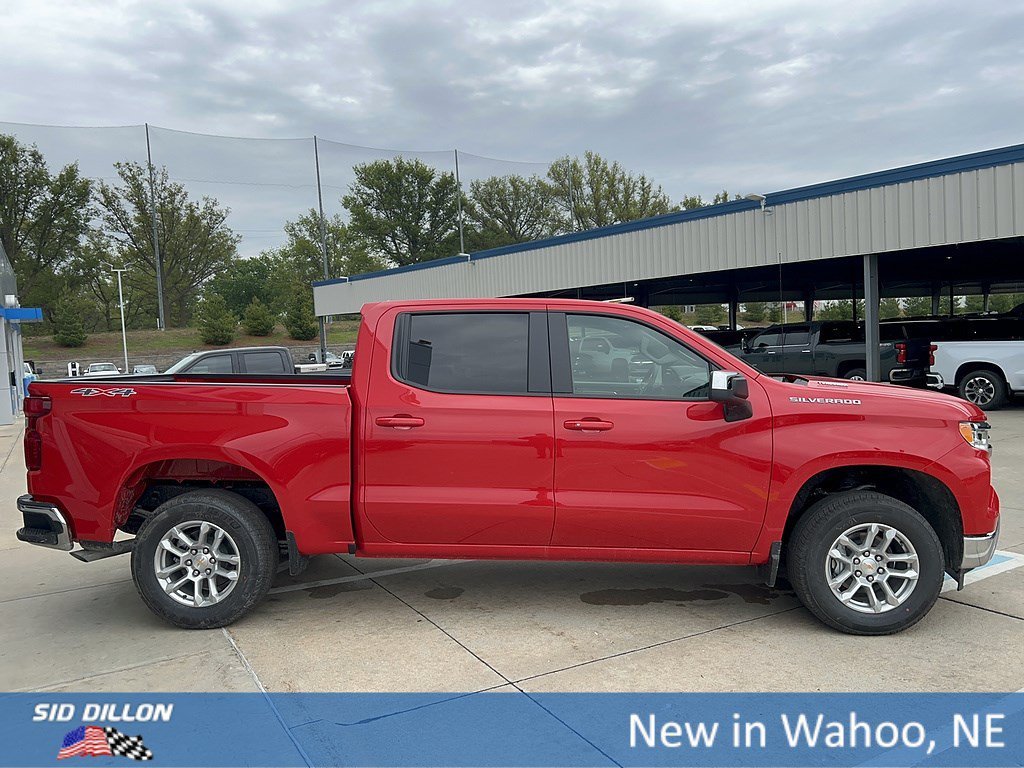 New 2026 Red Hot Chevrolet LT (2FL) image 6