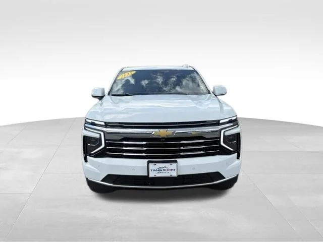 Used 2025 White Chevrolet LT image 7