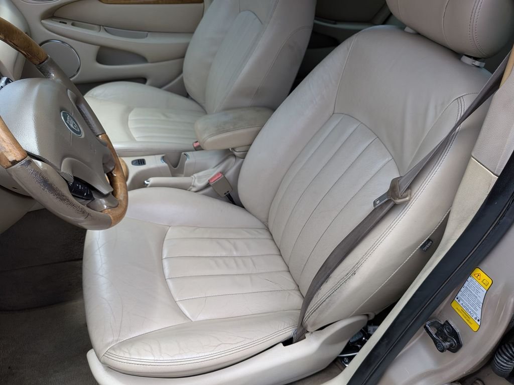 Used 2003 Gold Jaguar 3.0 image 15
