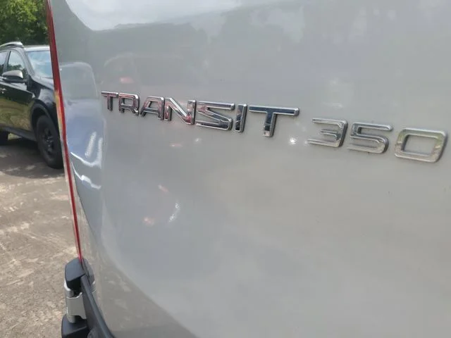 2020 Ford Transit Passenger Van XL - Photo 24