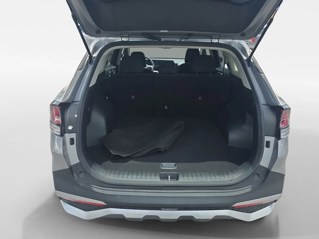 2025 Kia Sportage LX - Photo 25