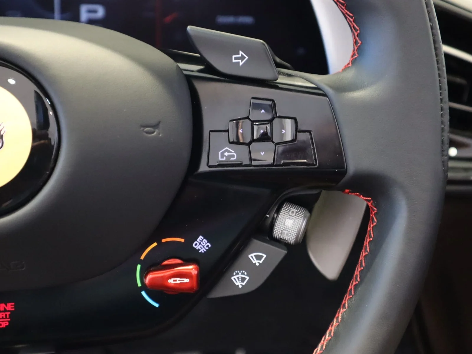 Used 2026 Grigio Silverstone Ferrari Spider image 35