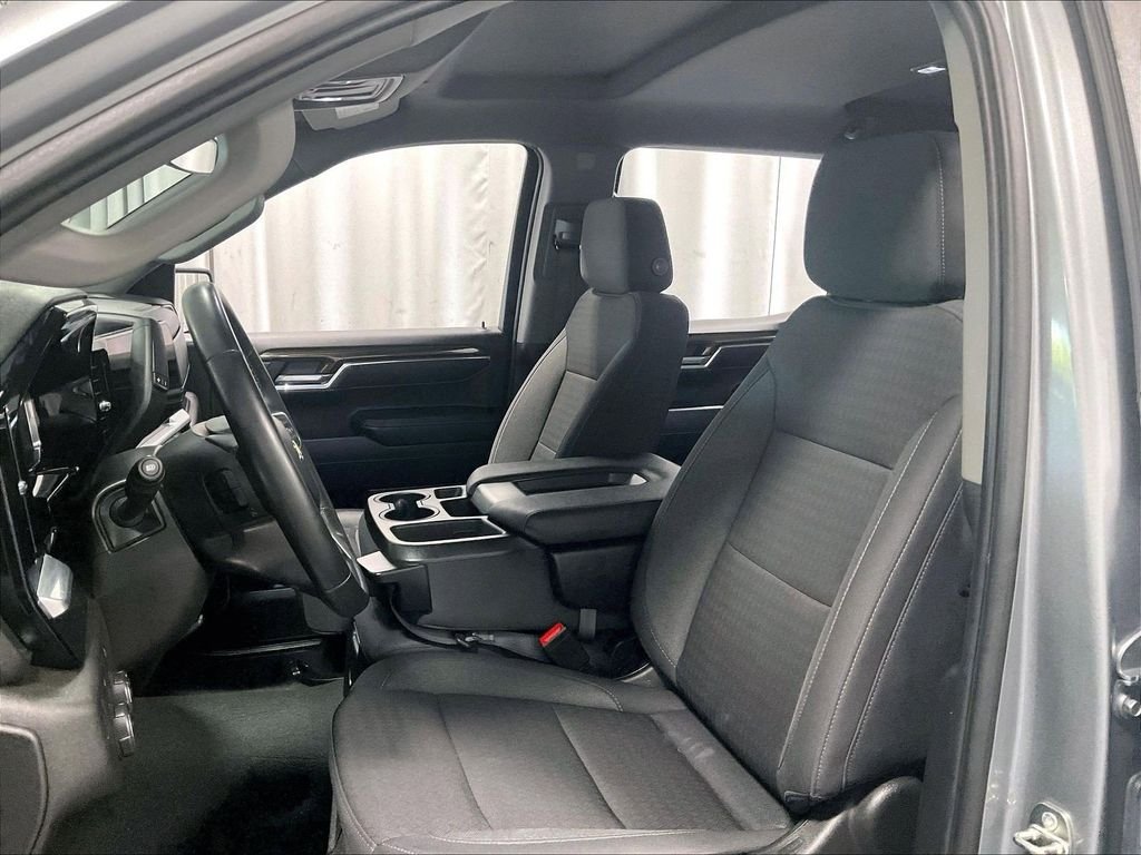 Used 2023 Gray Chevrolet LT image 10