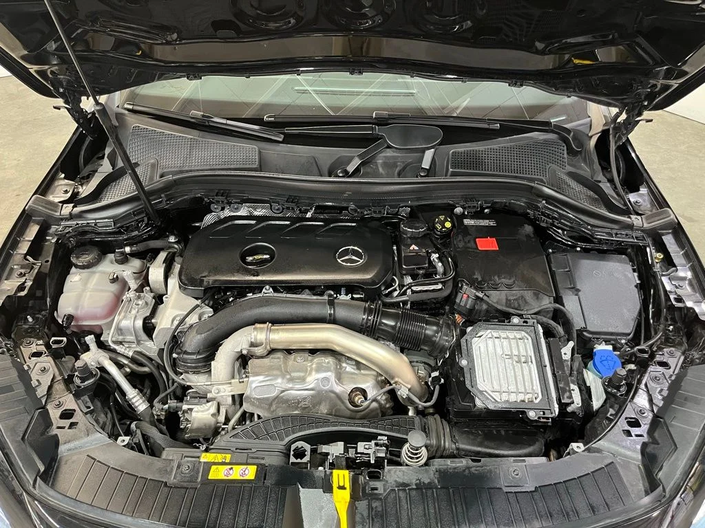 Used 2025 Black Mercedes-Benz GLA 250 image 6