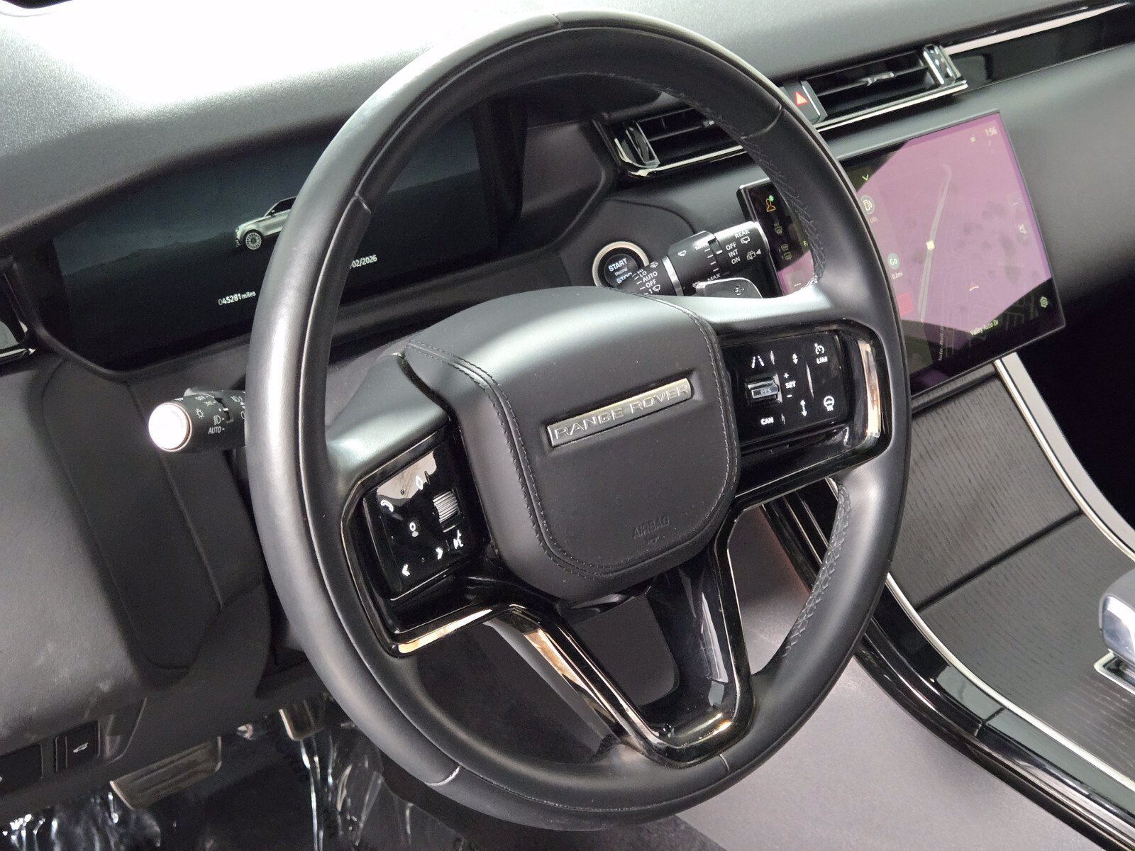 Used 2024 Varesine Blue Metallic Land Rover Dynamic HSE image 23