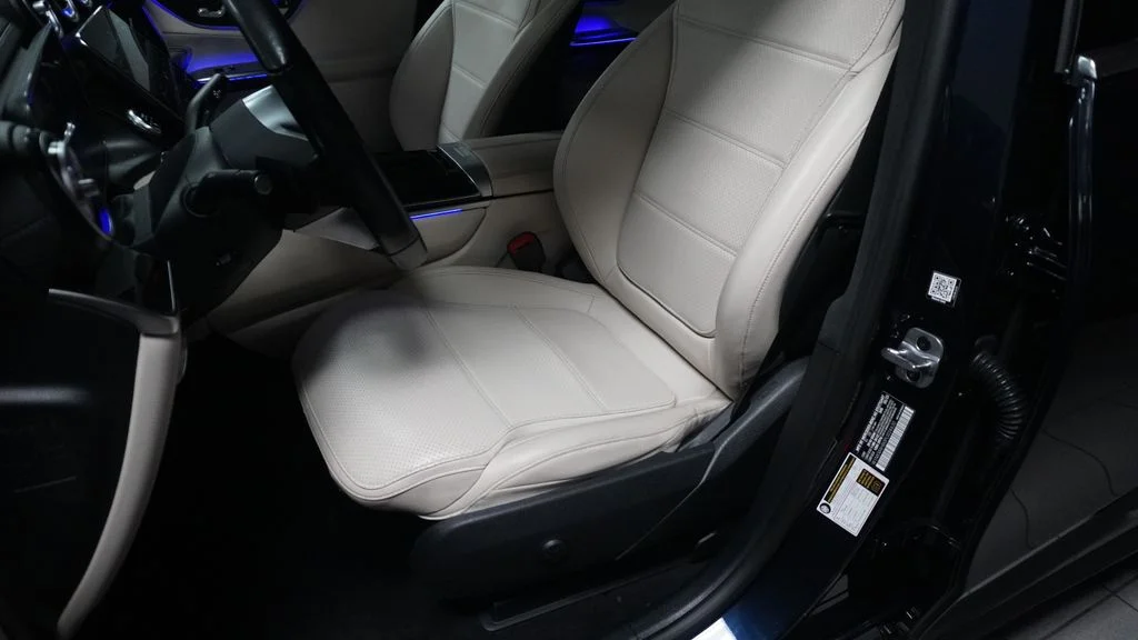 Certified Used 2023 Blue Mercedes-Benz GLC 300 image 25