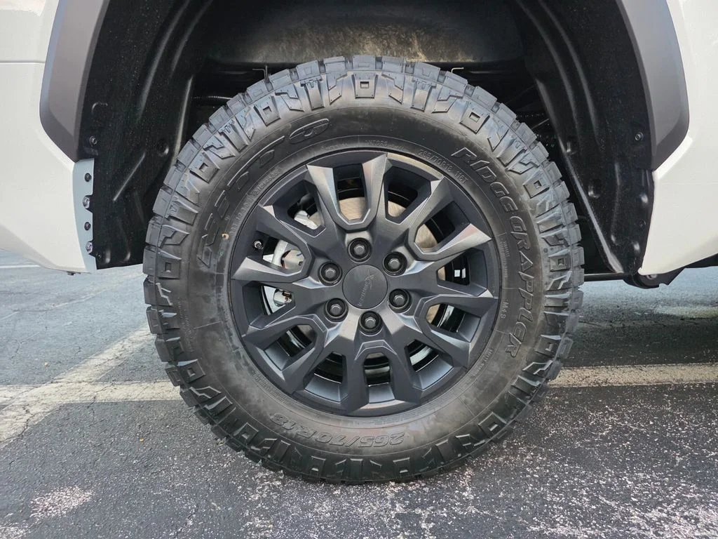 2026 Toyota Tundra SR5 - Photo 19
