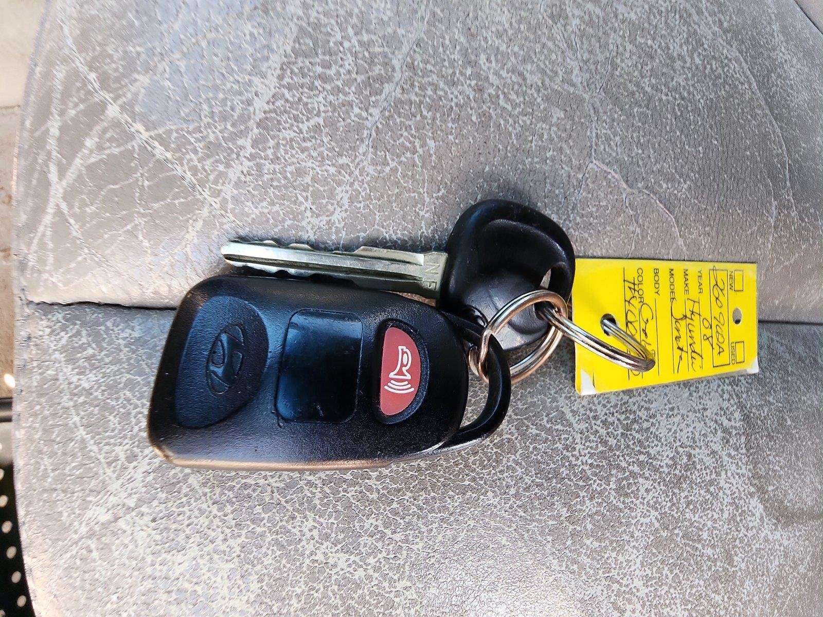 Used 2008  Hyundai SE image 18