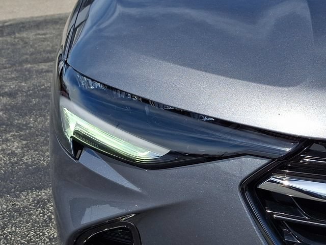 2021 Buick Envision Essence - Photo 10
